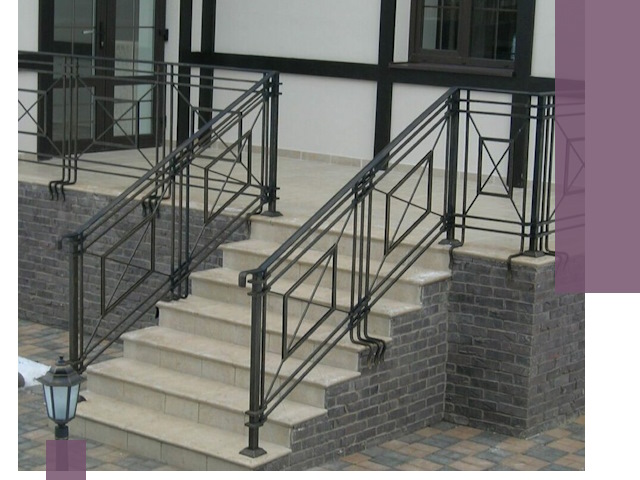 Перила для крыльца в Йошкаре-Ола — монтаж, изготовление и установка