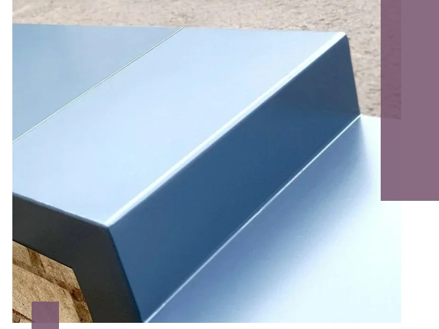 Крышки на парапет в Йошкаре-Ола: изготовление и монтаж под ключ